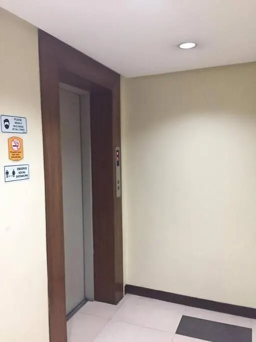 Spacious Studio Apartment B305 Μανίλα